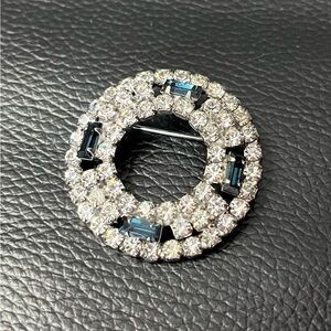 Elegant Vintage Silver and Blue Rhinestone Brooch unsigned